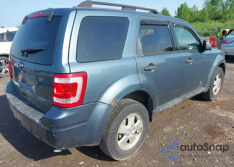 2011 Ford Escape Xls из США, поврежденный, VIN 1FMCU0C78BKA78085